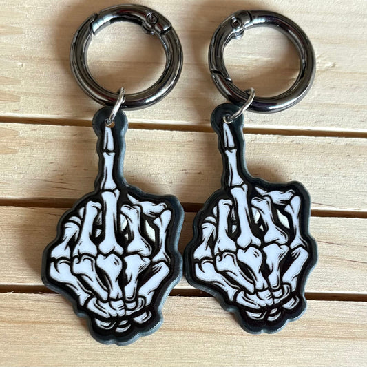 Stretched ear fingers